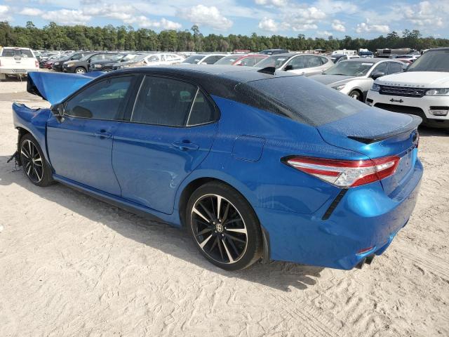 4T1K61AK6LU384422 - 2020 TOYOTA CAMRY XSE BLUE photo 2