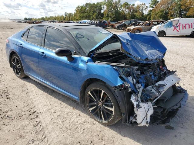 4T1K61AK6LU384422 - 2020 TOYOTA CAMRY XSE BLUE photo 4