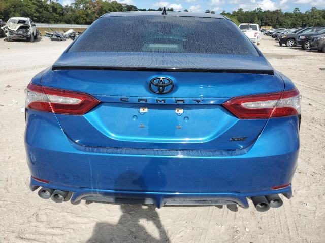 4T1K61AK6LU384422 - 2020 TOYOTA CAMRY XSE BLUE photo 6