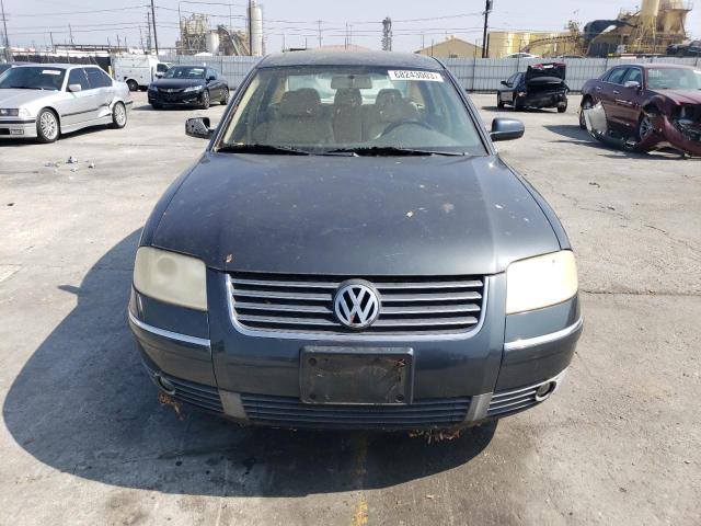 WVWPD63B01P098281 - 2001 VOLKSWAGEN PASSAT GLS BLUE photo 5