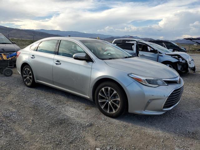 4T1BK1EB7JU279939 - 2018 TOYOTA AVALON XLE SILVER photo 4