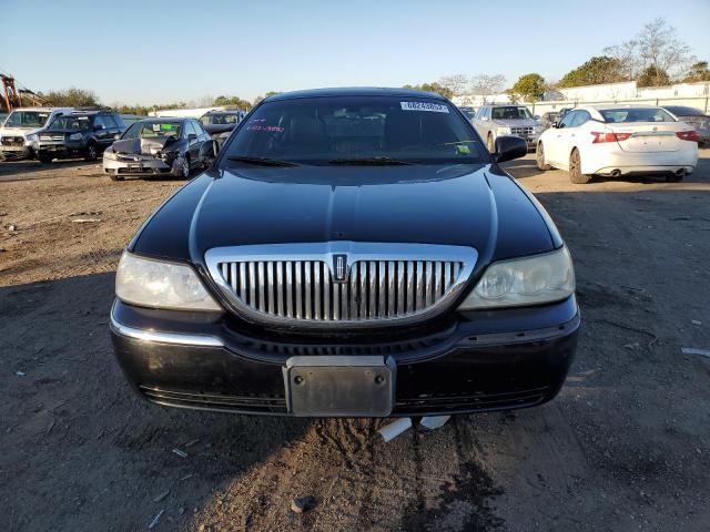2LNBL8EV7BX762678 - 2011 LINCOLN TOWN CAR EXECUTIVE L BLACK photo 5