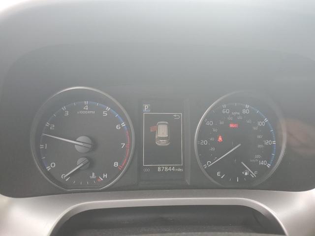 JTMBFREV9JJ207773 - 2018 TOYOTA RAV4 LE Графитовый фото 9