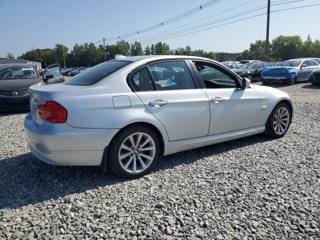 WBAPK5C57BF127127 - 2011 BMW 3 SERIES XI SULEV SILVER photo 3