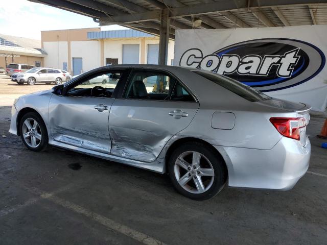 4T1BF1FK6CU537762 - 2012 TOYOTA CAMRY BASE ვერცხლისფერი ფოტო 2