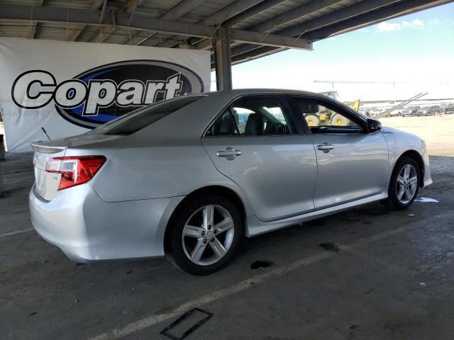 4T1BF1FK6CU537762 - 2012 TOYOTA CAMRY BASE ვერცხლისფერი ფოტო 3