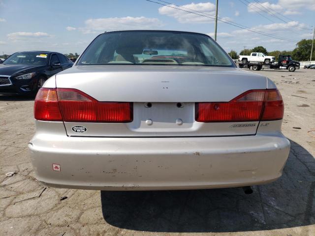 1HGCG5645WA140811 - 1998 HONDA ACCORD LX SILVER photo 6