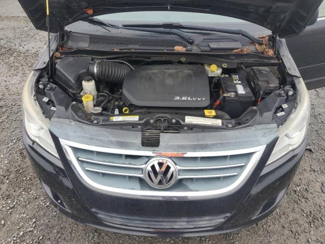 2C4RVABG5CR393657 - 2012 VOLKSWAGEN ROUTAN SE BLACK photo 12