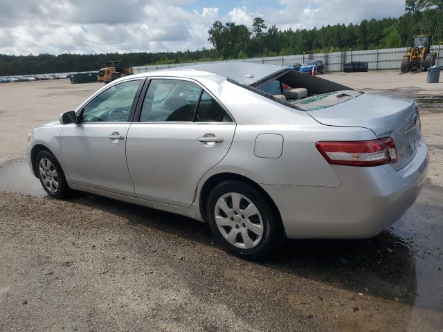 4T1BF3EK4BU118045 - 2011 TOYOTA CAMRY BASE Gümüş fotoğraf 2