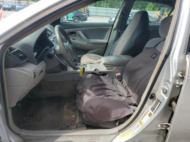 4T1BF3EK4BU118045 - 2011 TOYOTA CAMRY BASE Gümüş fotoğraf 7