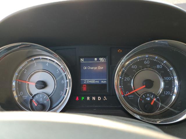 2C4RC1BGXDR596681 - 2013 CHRYSLER TOWN & COU TOURING RED photo 9