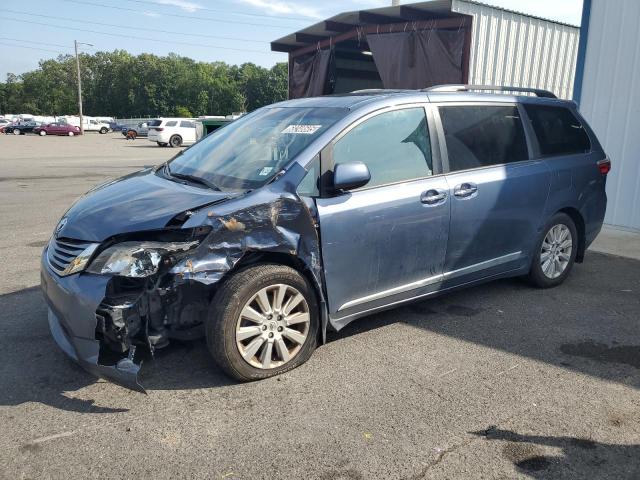 2016 TOYOTA SIENNA XLE, 