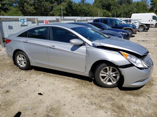 5NPEB4AC0DH716048 - 2013 HYUNDAI SONATA GLS SILVER photo 4