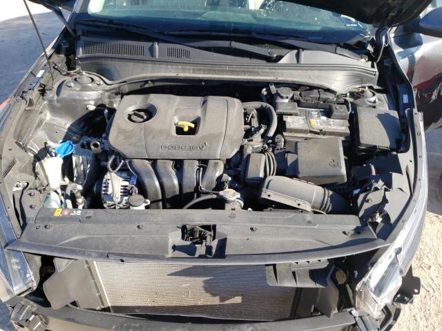 3KPF24AD6NE419109 - 2022 KIA FORTE FE GRAY photo 11