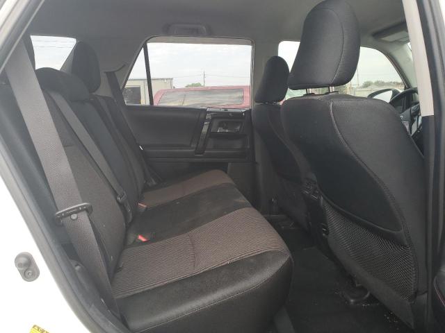 JTEBU5JR1J5554414 - 2018 TOYOTA 4RUNNER SR5/SR5 PREMIUM WHITE photo 10