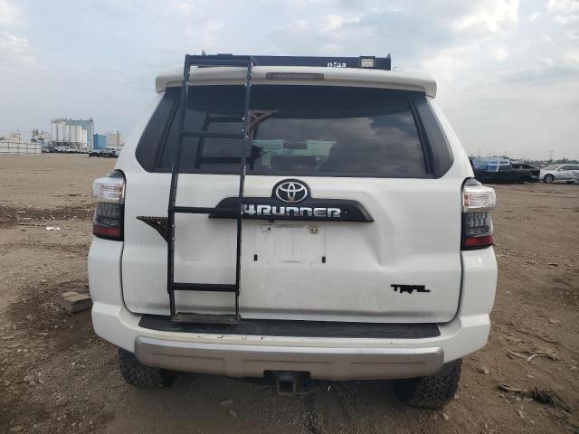 JTEBU5JR1J5554414 - 2018 TOYOTA 4RUNNER SR5/SR5 PREMIUM WHITE photo 6