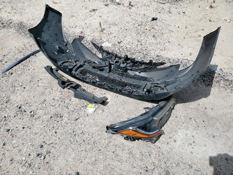 5YFEPMAE2NP298373 - 2022 TOYOTA COROLLA LE BLACK photo 12