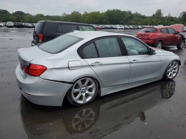 WBA3C3G53ENS71262 - 2014 BMW 320 I XDRIVE SILVER photo 3