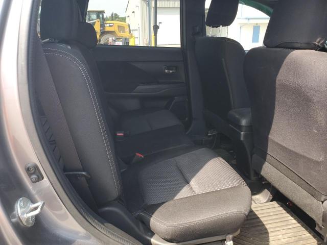 JA4AZ3A35JZ053837 - 2018 MITSUBISHI OUTLANDER SE GRAY photo 10