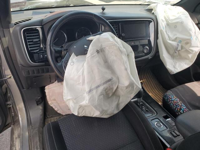 JA4AZ3A35JZ053837 - 2018 MITSUBISHI OUTLANDER SE GRAY photo 8
