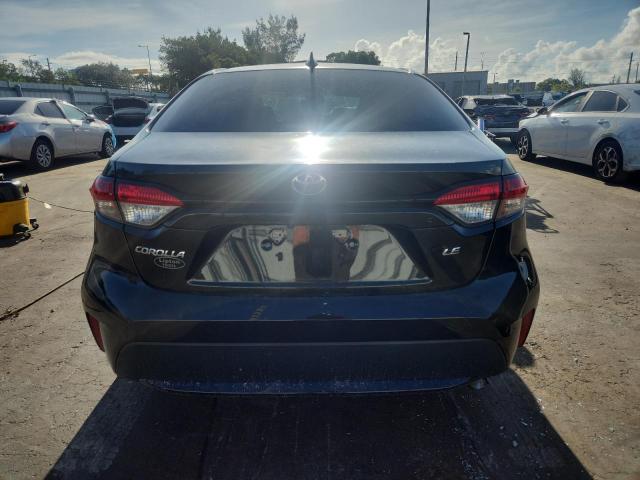 5YFEPMAEXMP198908 - 2021 TOYOTA COROLLA LE შავი ფოტო 6