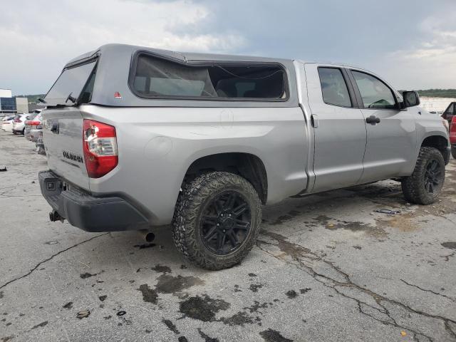 5TFUM5F12EX054093 - 2014 TOYOTA TUNDRA DOUBLE CAB SR/SR5 SILVER photo 3