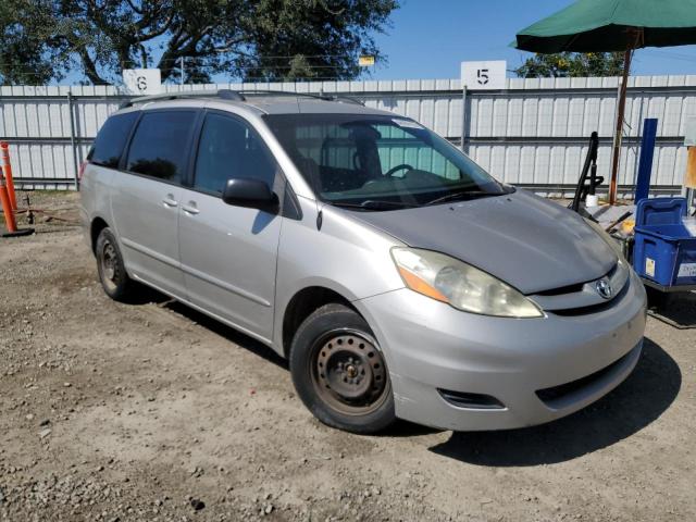 5TDZA23C16S447903 - 2006 TOYOTA SIENNA CE SILVER photo 4