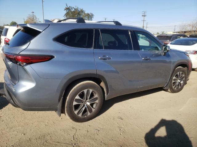 5TDGZRBH7NS204388 - 2022 TOYOTA HIGHLANDER XLE ლურჯი ფოტო 3