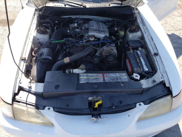 1FALP4041TF206244 - 1996 FORD MUSTANG WHITE photo 11