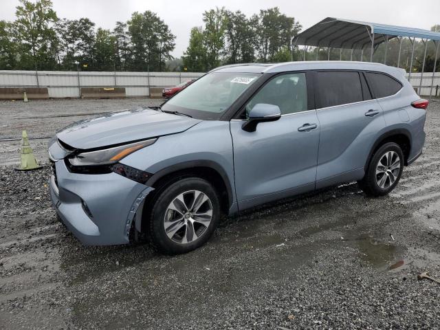 2022 TOYOTA HIGHLANDER XLE, 