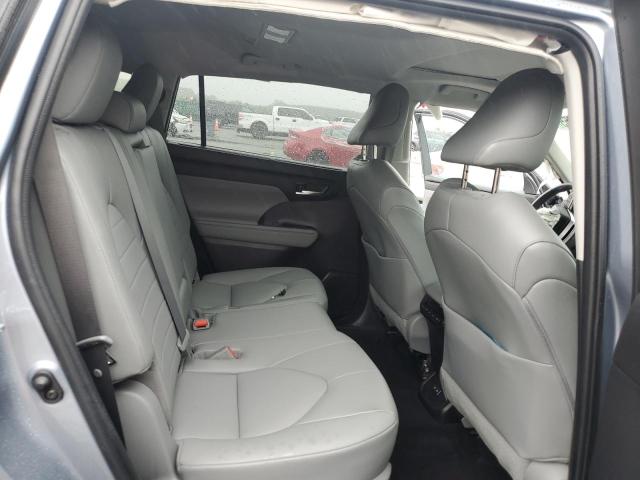 5TDGZRAH3NS142117 - 2022 TOYOTA HIGHLANDER XLE BLUE photo 10
