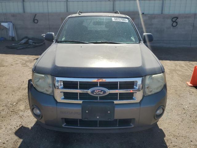 1FMCU9DG6BKB26637 - 2011 FORD ESCAPE XLT 灰色 照片 5