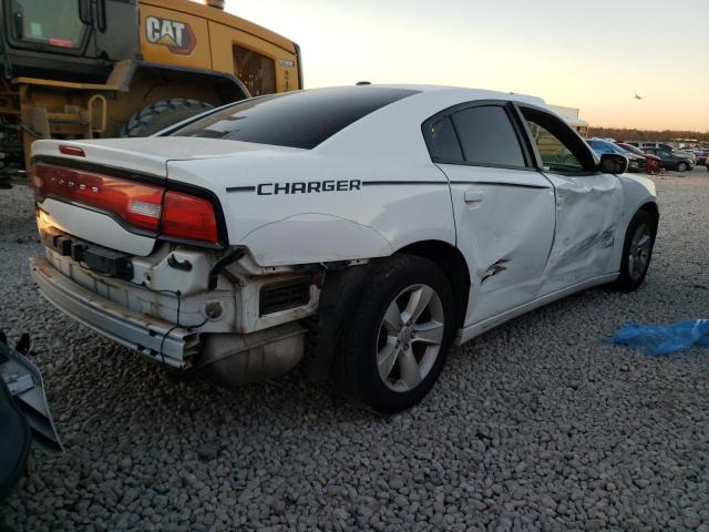 2C3CDXBG4CH211050 - 2012 DODGE CHARGER SE WHITE photo 4