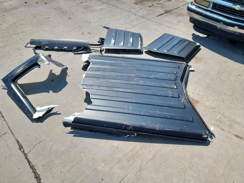 1C4HJXDG4JW259993 - 2018 JEEP WRANGLER U SPORT Yaşıl foto 13