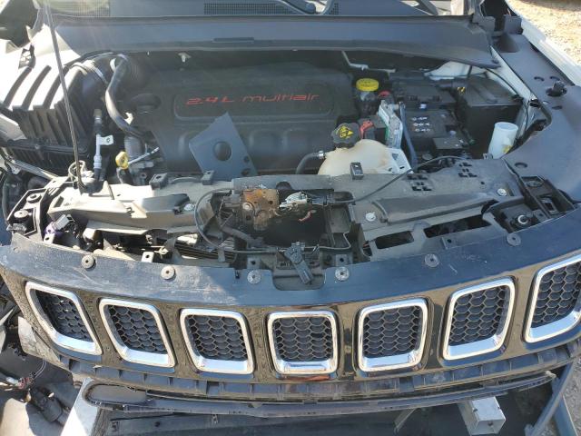3C4NJDBB7JT153178 - 2018 JEEP COMPASS LATITUDE WHITE photo 12