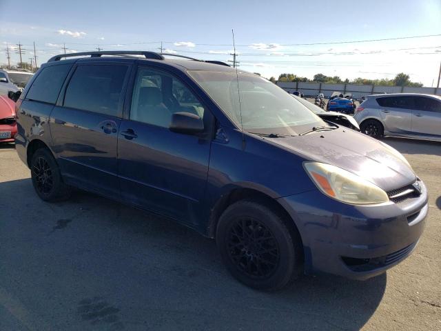 5TDBA23C45S033692 - 2005 TOYOTA SIENNA LE BLUE photo 4