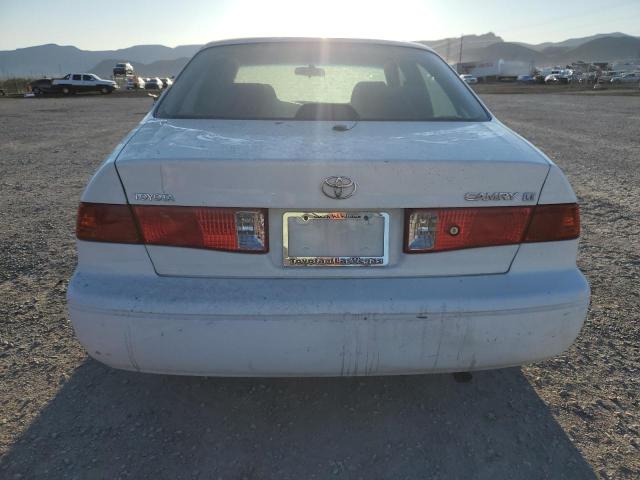 4T1BG22K71U854939 - 2001 TOYOTA CAMRY CE WHITE photo 6