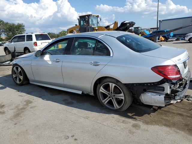 WDDZF4KB1JA390166 - 2018 MERCEDES-BENZ E 300 4MATIC SILVER photo 2