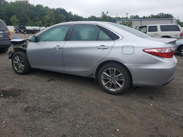 4T1BF1FK3FU926041 - 2015 TOYOTA CAMRY LE SILVER photo 2