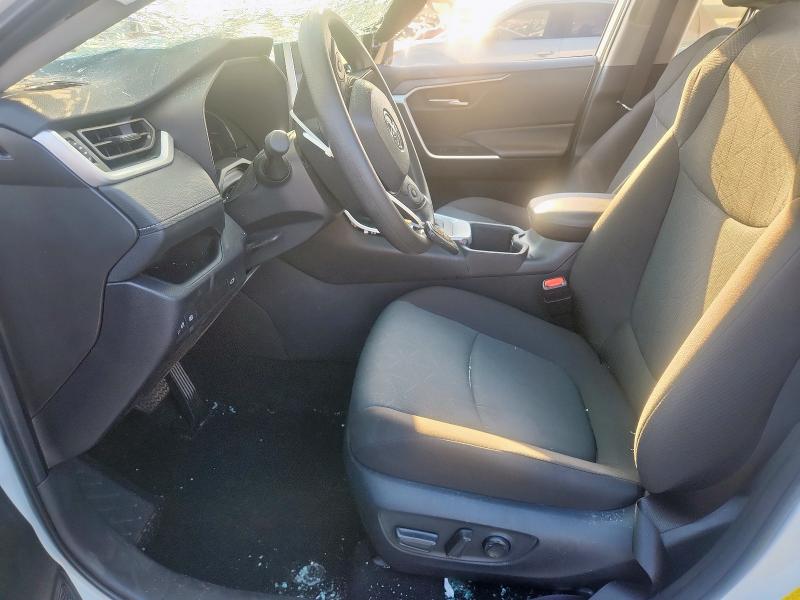 2T3W1RFV0RC288675 - 2024 TOYOTA RAV4 XLE WHITE photo 7