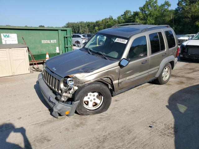 2005 JEEP LIBERTY SPORT, 