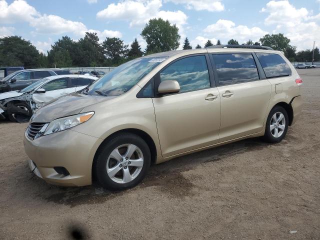 2011 TOYOTA SIENNA LE, 