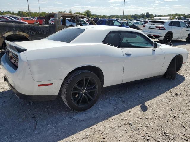 2C3CDZAG1HH651974 - 2017 DODGE CHALLENGER SXT WHITE photo 3