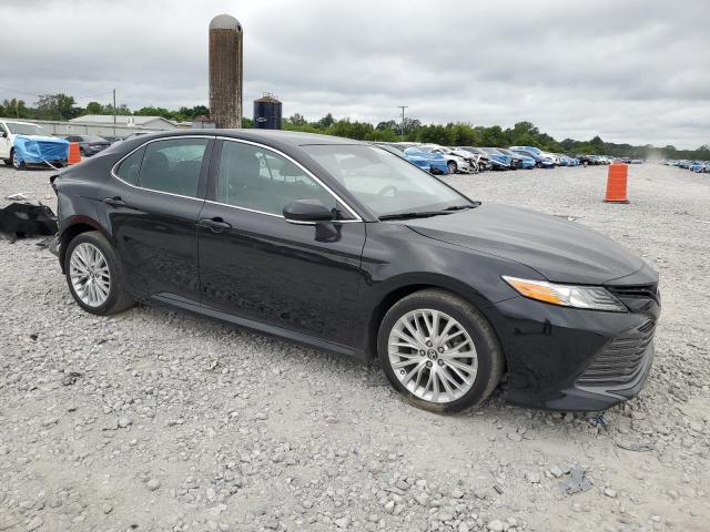 4T1F11AK2LU884447 - 2020 TOYOTA CAMRY XLE BLACK photo 4