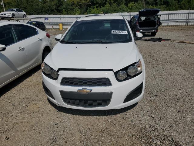 1G1JA5SH3D4106743 - 2013 CHEVROLET SONIC LS WHITE photo 5