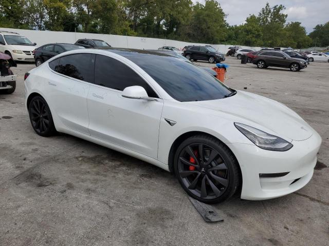 5YJ3E1EC7LF719582 - 2020 TESLA MODEL 3 白色 照片 4