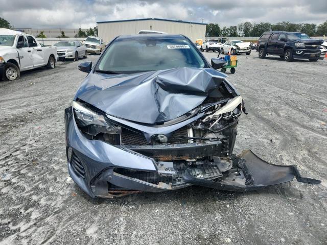 5YFBURHE6JP820950 - 2018 TOYOTA COROLLA L GRAY photo 5