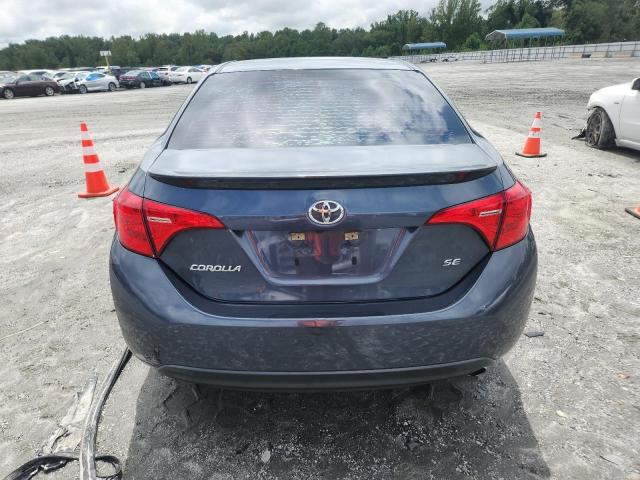 5YFBURHE6JP820950 - 2018 TOYOTA COROLLA L GRAY photo 6