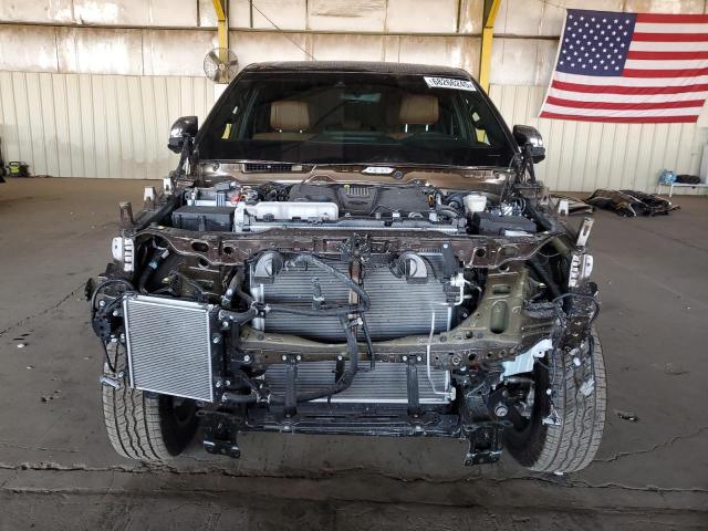 5TFMA5DB1SX283123 - 2025 TOYOTA TUNDRA CREWMAX PLATINUM ყავისფერი ფოტო 5