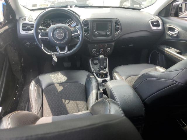 3C4NJDBB4JT201168 - 2018 JEEP COMPASS LATITUDE أسود صورة 8